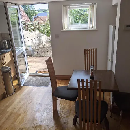 Whitby House Retreat Sleeps 12 Apartment Sleights