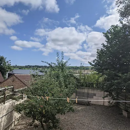 Whitby House Retreat Sleeps 12 公寓 *