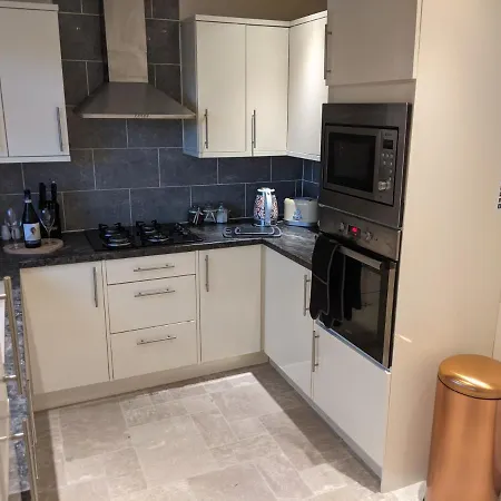 Whitby House Retreat Sleeps 12 Apartment Sleights