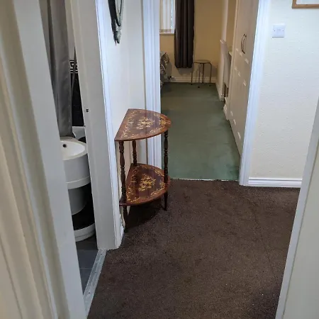 Whitby House Retreat Sleeps 12 Apartment Sleights