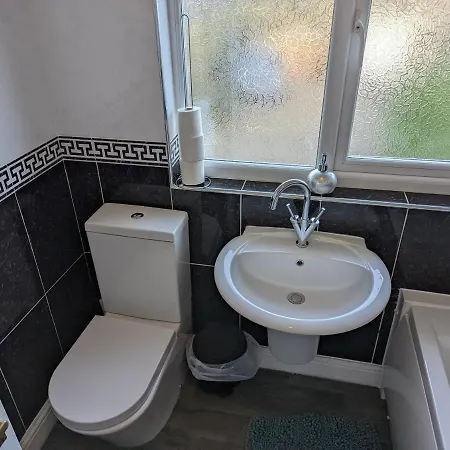 Apartment Whitby House Retreat Sleeps 12 *