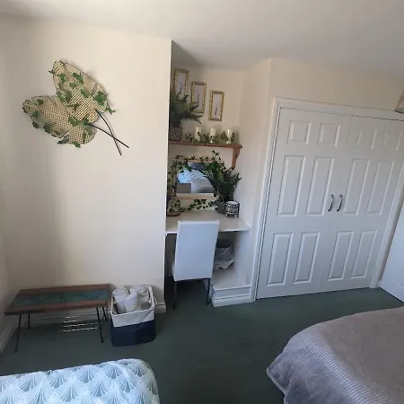 Whitby House Retreat Sleeps 12 Sleights